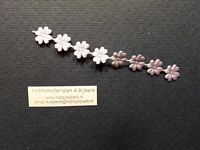Satijn bloemen lila 8 stuks met mooie details - Klik op de afbeelding om het venster te sluiten